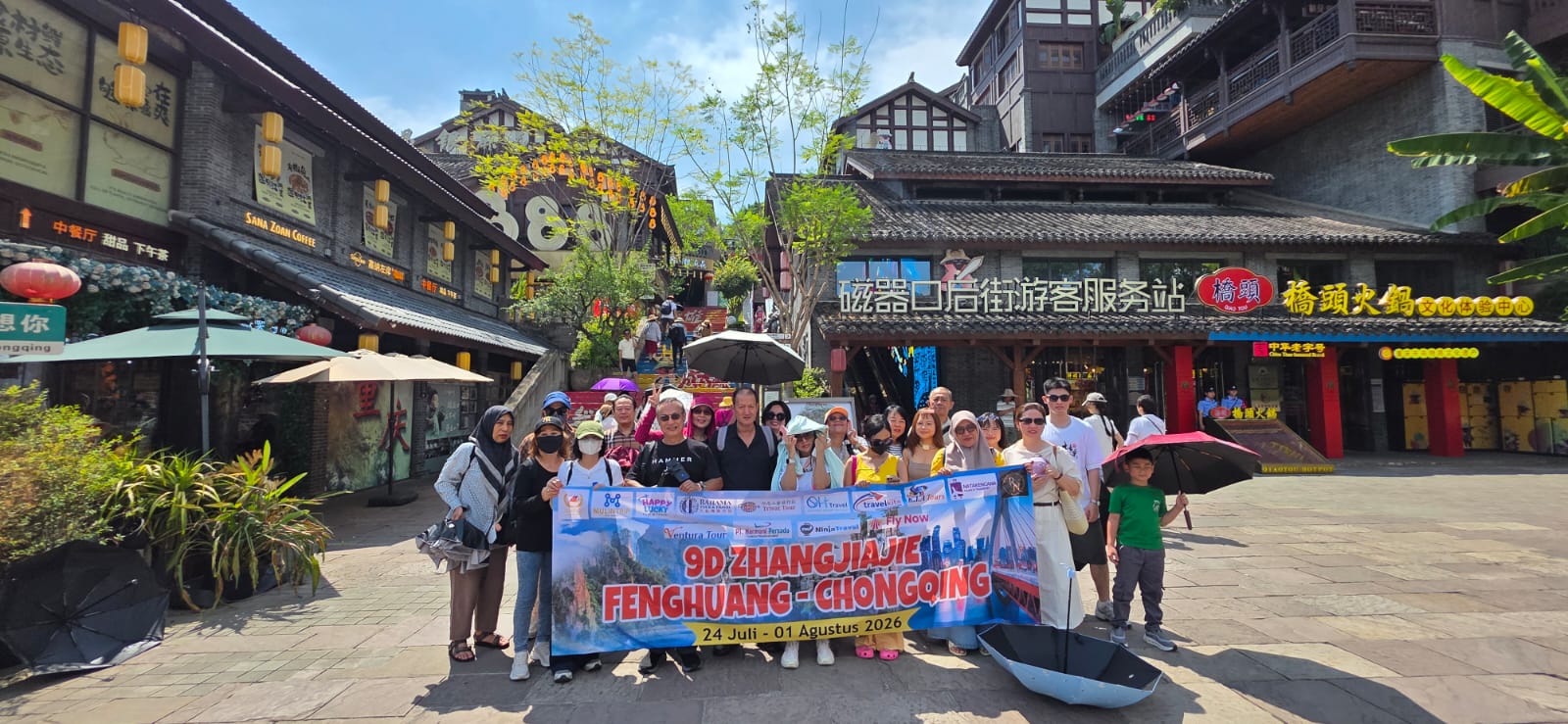 Tour ke Zhangjiajie - Fenghuang - Chongqing